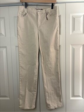 Women’s Gloria Vanderbilt Amanda jeans w/ studded back pockets NWOT size 10